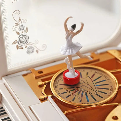 Cajita Musical Piano con Bailarina Clásica